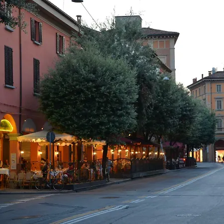 Charming Flat Righi Bologna Apartment Exterior photo