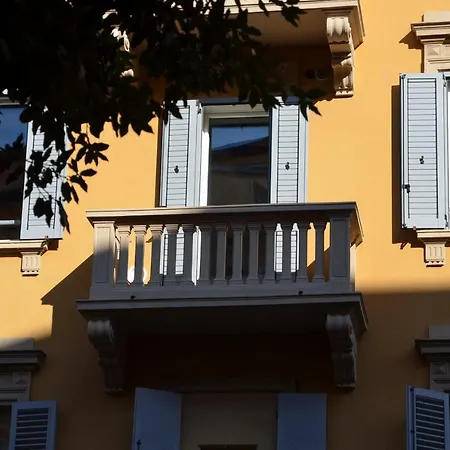 Charming Flat Righi Bologna Apartment Exterior photo